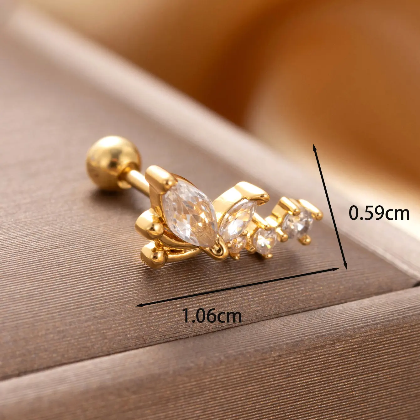 1 Piece Simple Series Fish Copper 18K Gold Plated Zircon Women's Stud Earrings h5 